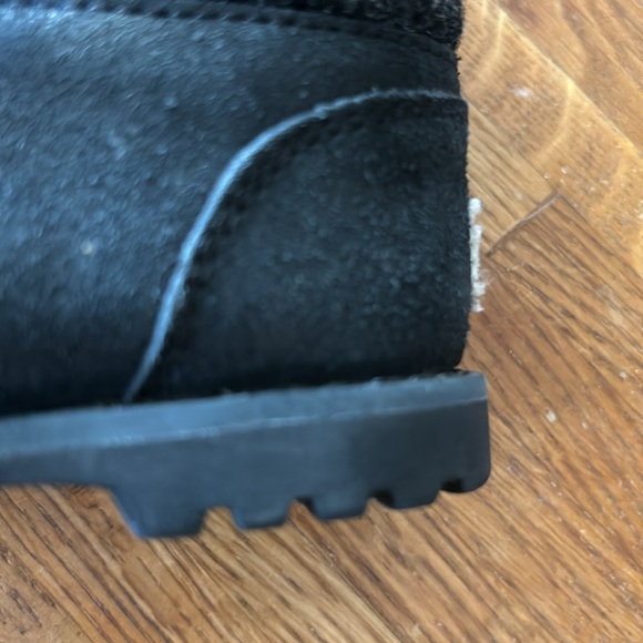 UGG Australia Girls Bootie with side Zipper size 7 - Picture 15 of 15